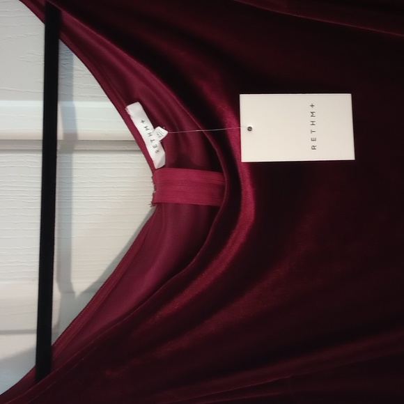 RETHM = RED VELVET MIDI DRESS SZ 2XL - Picture 2 of 7